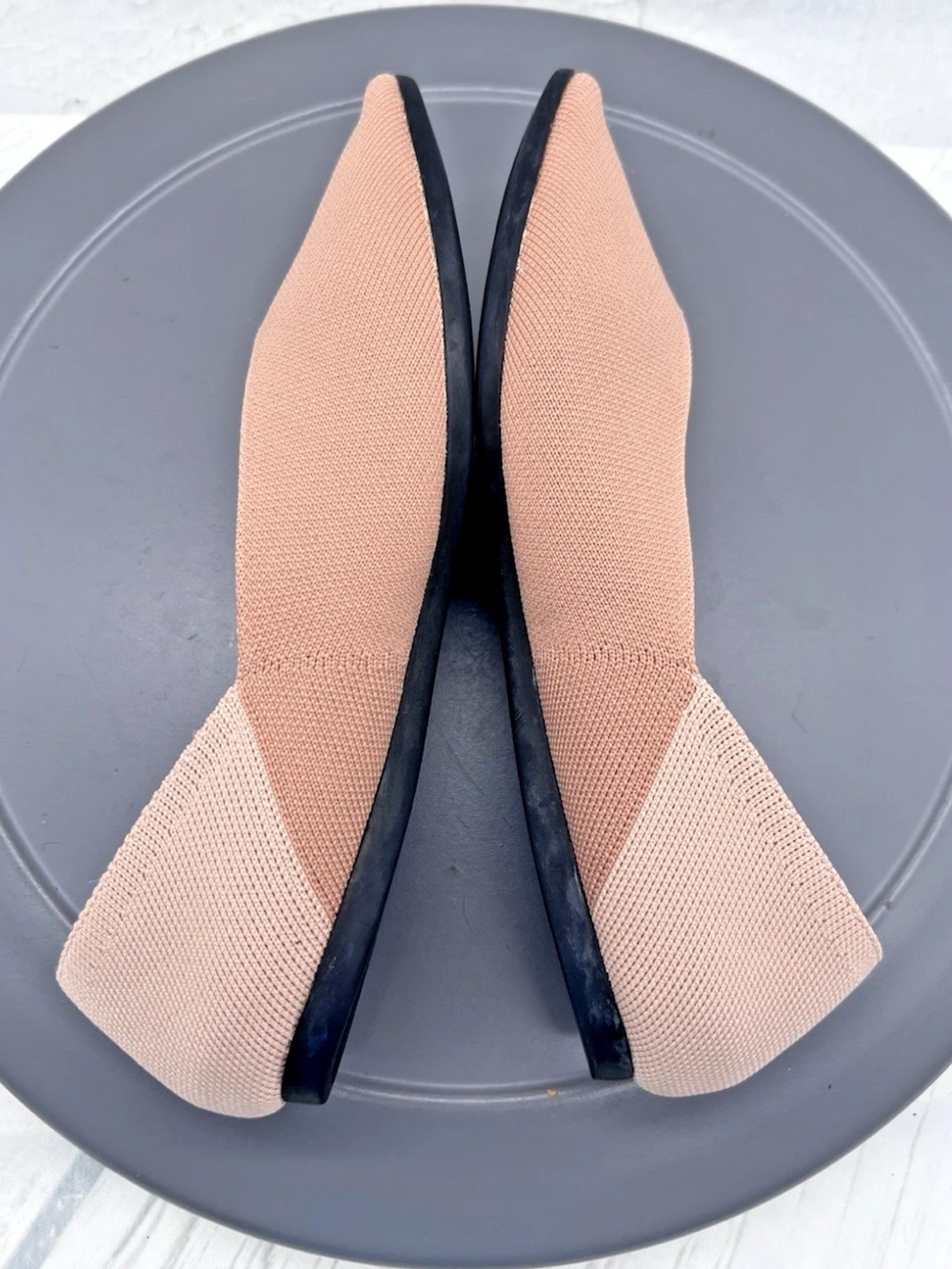 Vivaia Valencia pointed-toe V-cut knit ballet flat - Picture 5 of 9